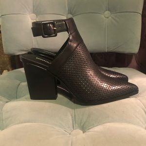 Donald Pliner Bootie - 9.5